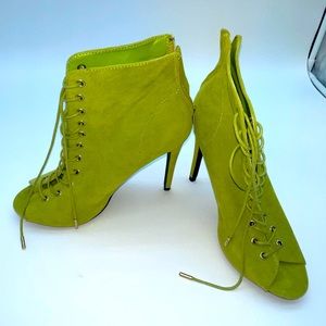 Rouge helium suede open toe heels